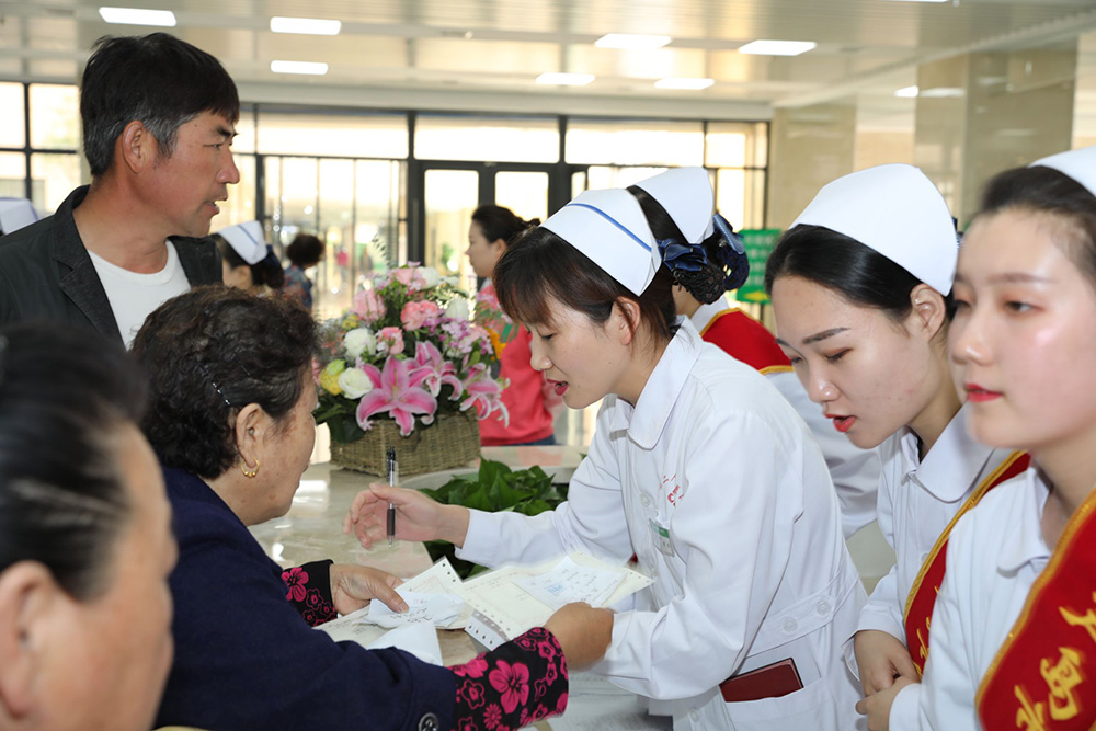 葫蘆島市第二人民醫(yī)院全面升級，盛大開診(圖1)